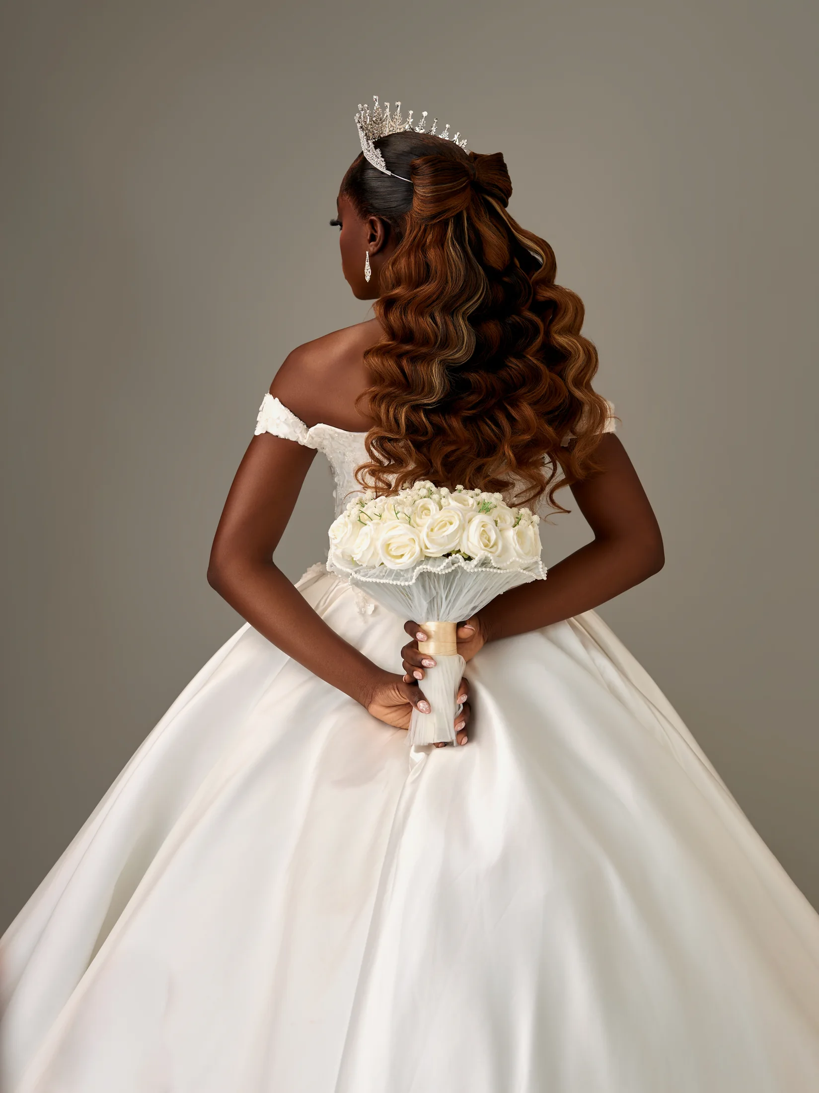 Elegant full bridal look